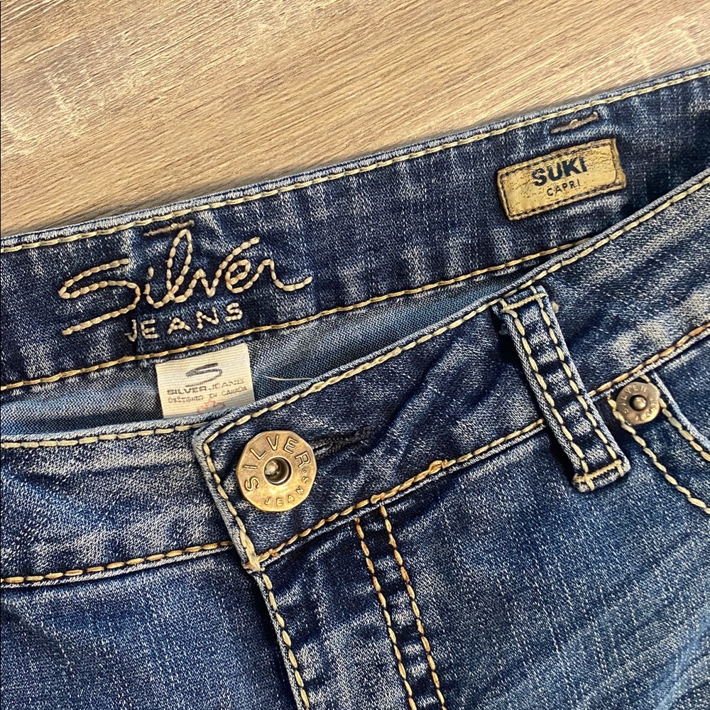 EUC SILVER JEANS Suki Ankle Capri Crop 16 - Picture 5 of 9